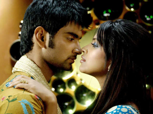 Muppozhudhum Un Karpanaigal