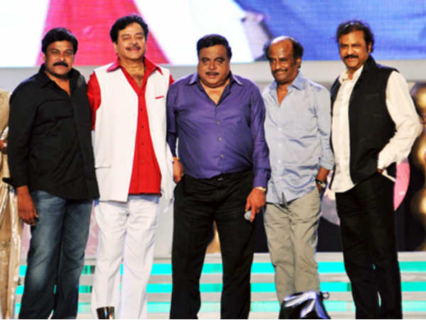 Rajini's Rare Photo With Telugu Actors