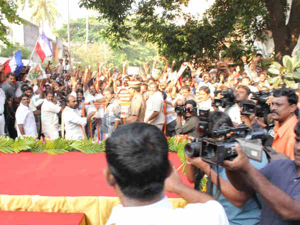 Rajinikanth Addresses Media Rajinikanth Addresses Media