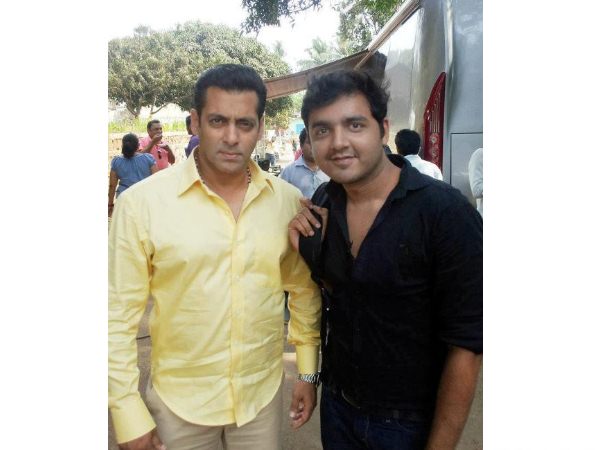 Salman On Dabangg 2 Sets