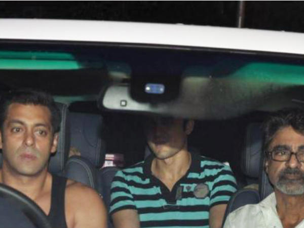 Niketan With Salman And Anees Bazmi