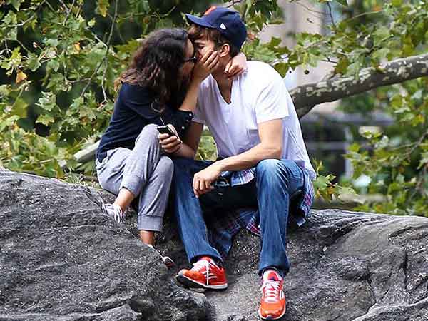 Ashton Kutcher And Mila Kunis