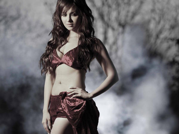 Sana Khan's Hot Pictures