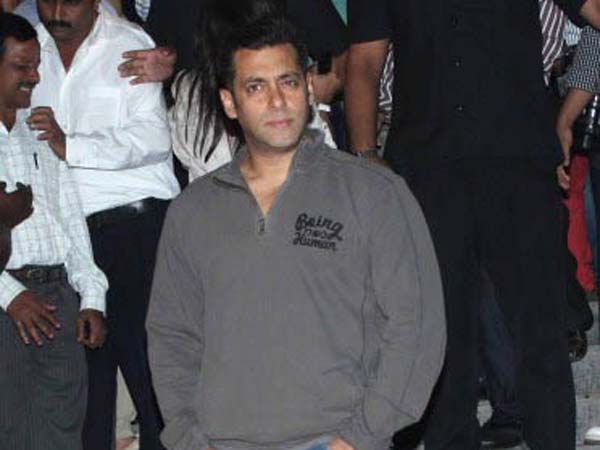 Salman Opens Being Human Store