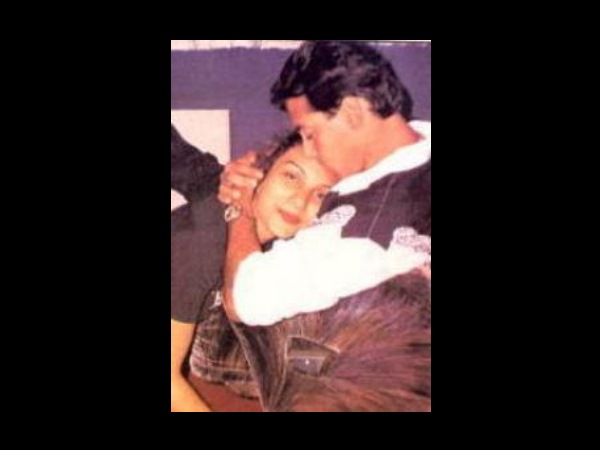 Rare Pic Of Sallu, Somy Ali