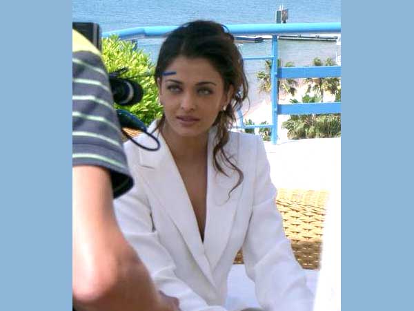Aishwarya's Candid Moments