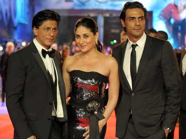 Kareena's Candid Moments Kareena's Candid Moments