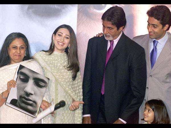 Karisma Kapoor With The Bachchan Family