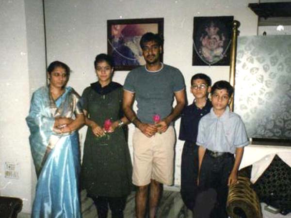 Ajay And Kajol With Family