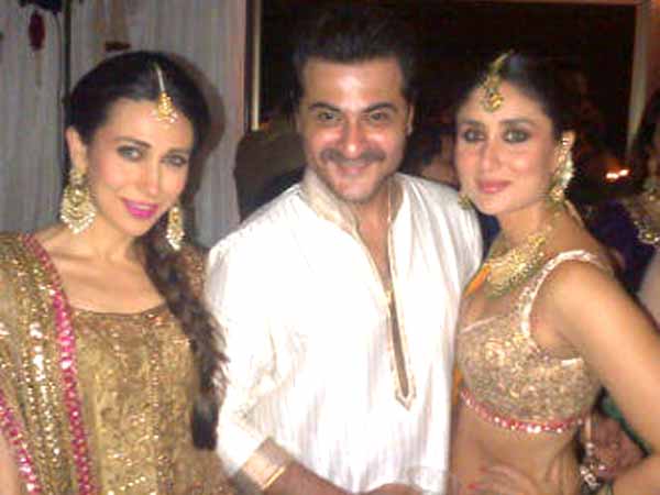 Kareena-Karisma's Pics