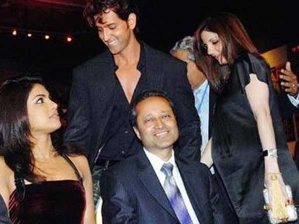Unseen Pics Of Hrithik-Priyanka