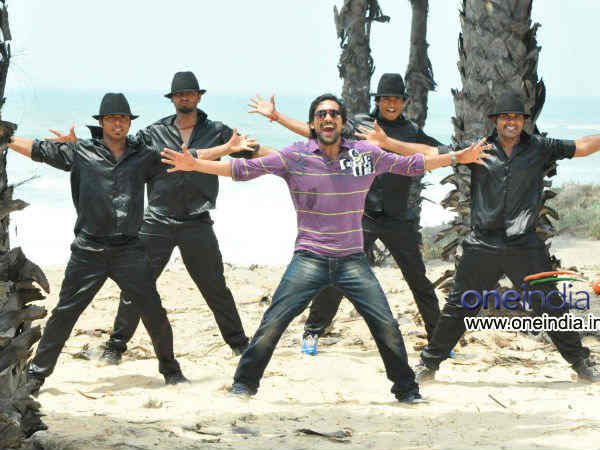 Chammak Challo Movie Review