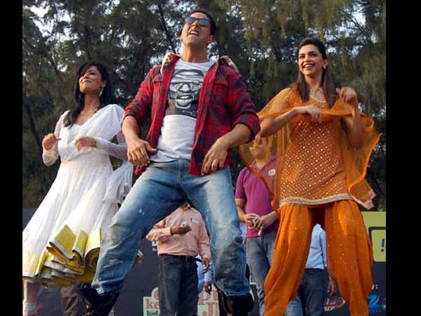 Akshay-Deepika's Pics