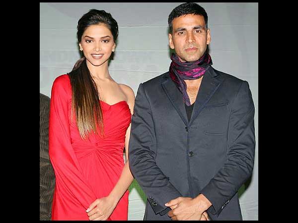 Akshay-Deepika's Pics