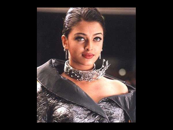 Aish In Movie - Jeans
