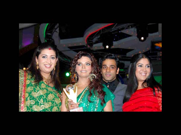 Smriti Irani And Sakshi Tanwar