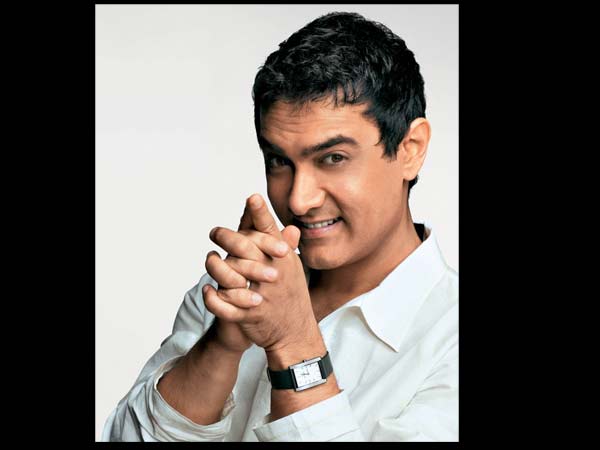 Aamir Named His Dog As 'Shahrukh'!