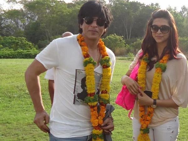 SRK-Deepika's Pics