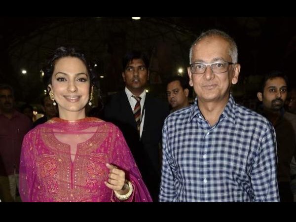 Juhi Chawla at India International Jewellery Week for Kay Jewels