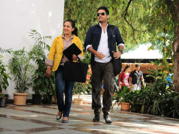 Gunde Jaari Gallanthayyinde Review