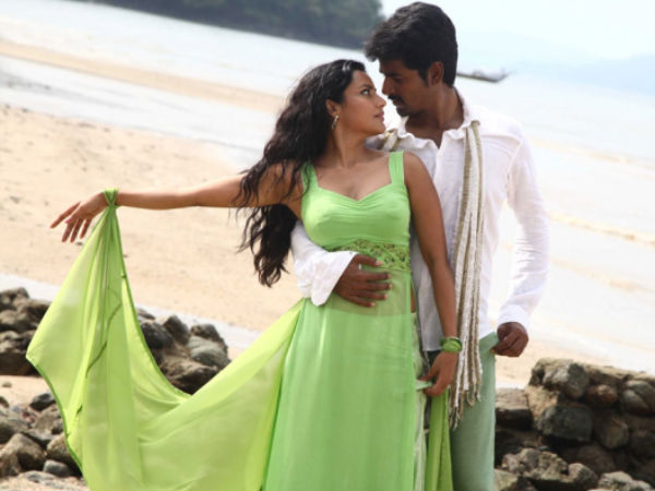 A Still From Ethir Neechal