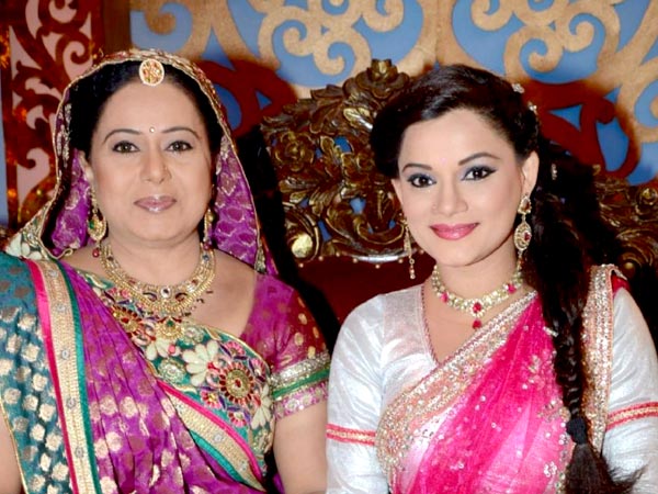 Neelu - Down To Earth Mom