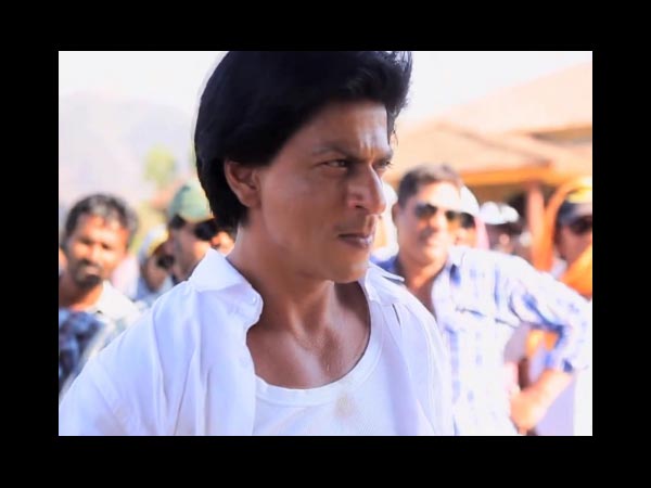 Shahrukh Spotted On Sets