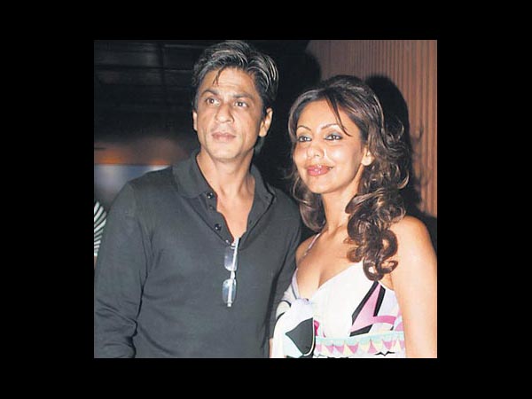 Shahrukh-Gauri At A Function