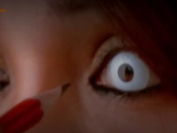 Tanveer Threatens Zoya