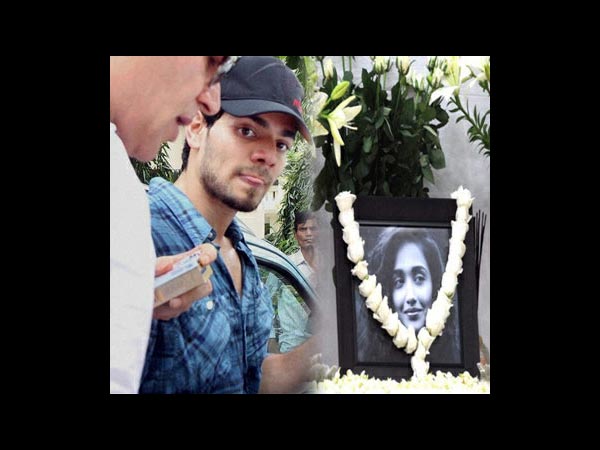 Suraj At Jiah's Funeral Suraj At Jiah's Funeral