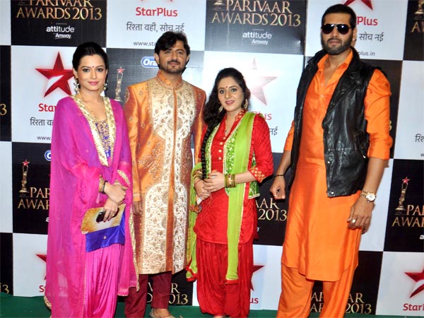 Star Parivaars On Red Carpet