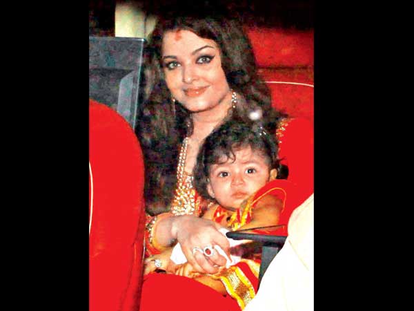 Aish With Daughter