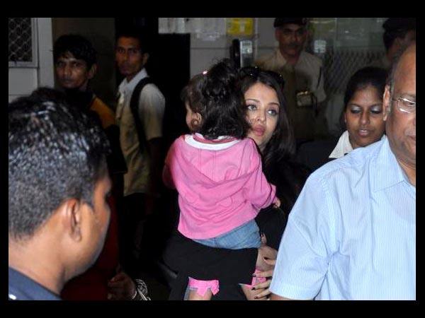 Aish With Aaradhya