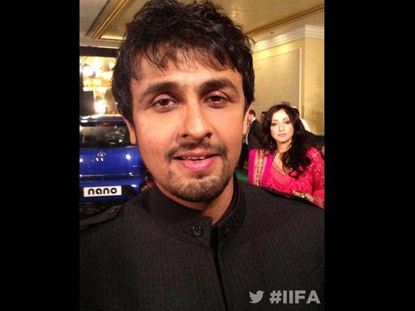 Sonu Nigam At IIFA 2013 Green Carpet