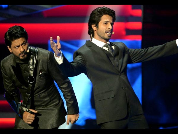 Shahrukh And Shahid Hosted IIFA 2013