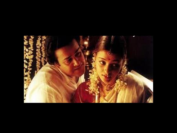Mohanlal in Iruvar