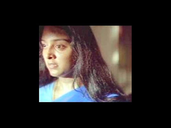 Kannezhuthy Pottum Thottu