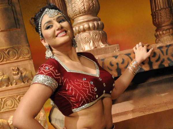 Ragini Dwivedi