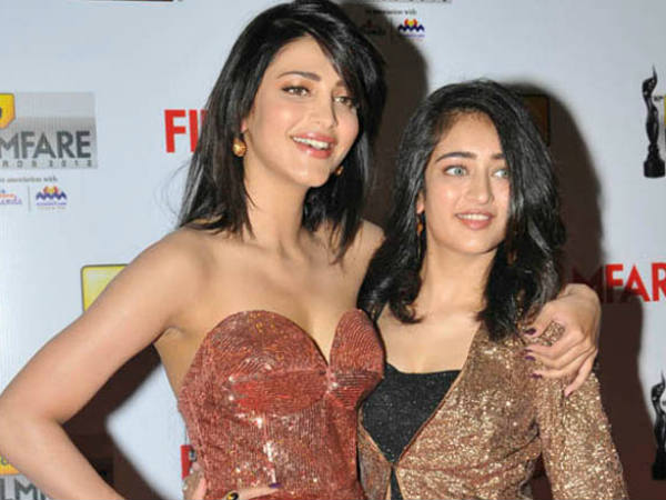 Shruti And Akshara Hassan