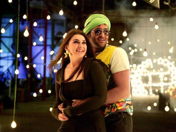 Hansika Becomes Aloof After Hooking Up With Simbu