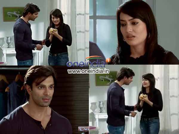 Asad Repairs Zoya's Father's Gift