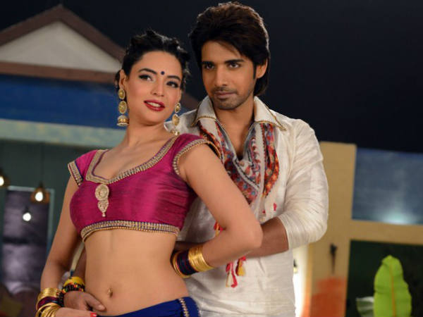 Supporting Artistes In Adda