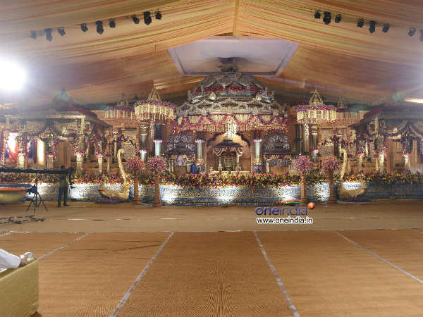 Ram Prasad Working On Lighting Ram Prasad Working On Lighting