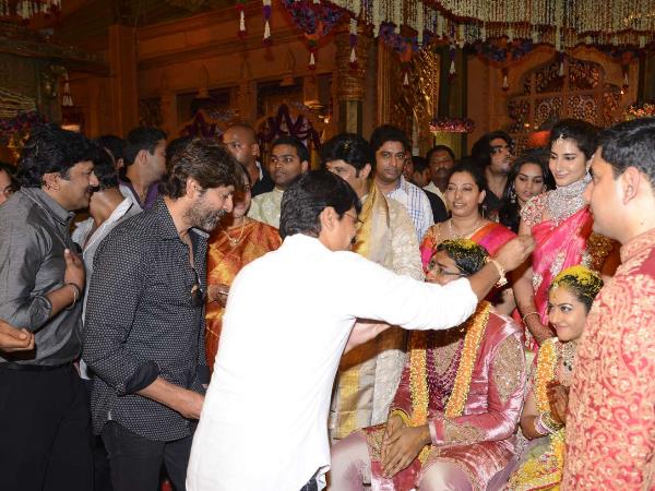 Sameer, Jagapathi, Srinivas Rao At Tejaswini's Wedding