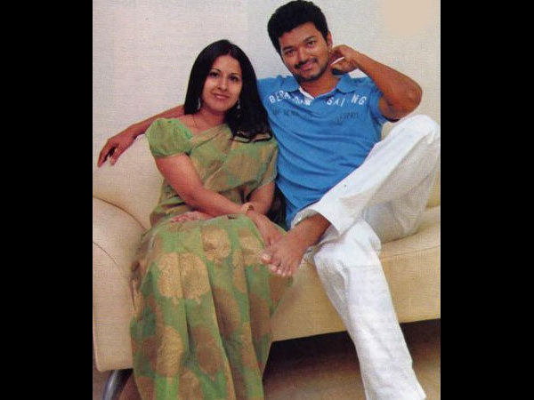 Ashwanth Vij‏@VjAshwanth