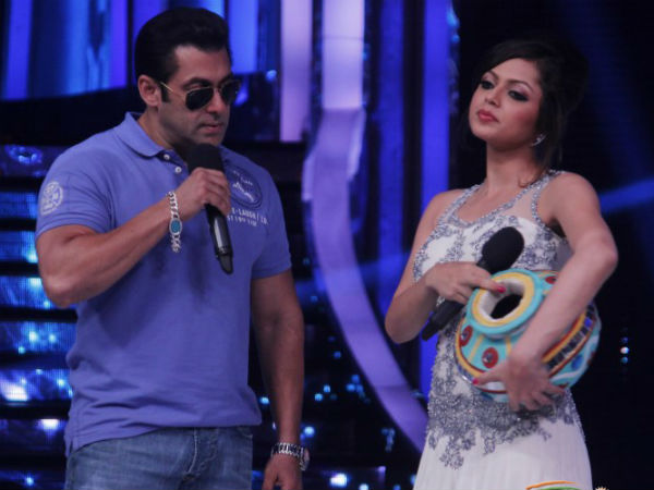 Salman With Drasthi Dhami