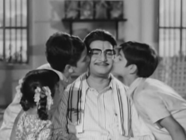NT Rama Rao In Badi Panthulu