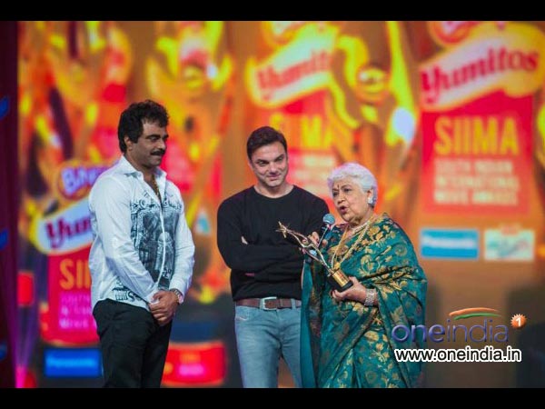 Rockline Venkatesh, Sohail Khan And Sowkar Janaki In Pic