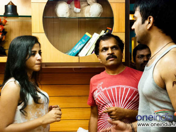 Supporting Artistes In Break Up