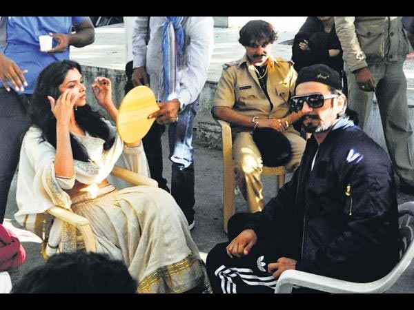 On The Sets On The Sets